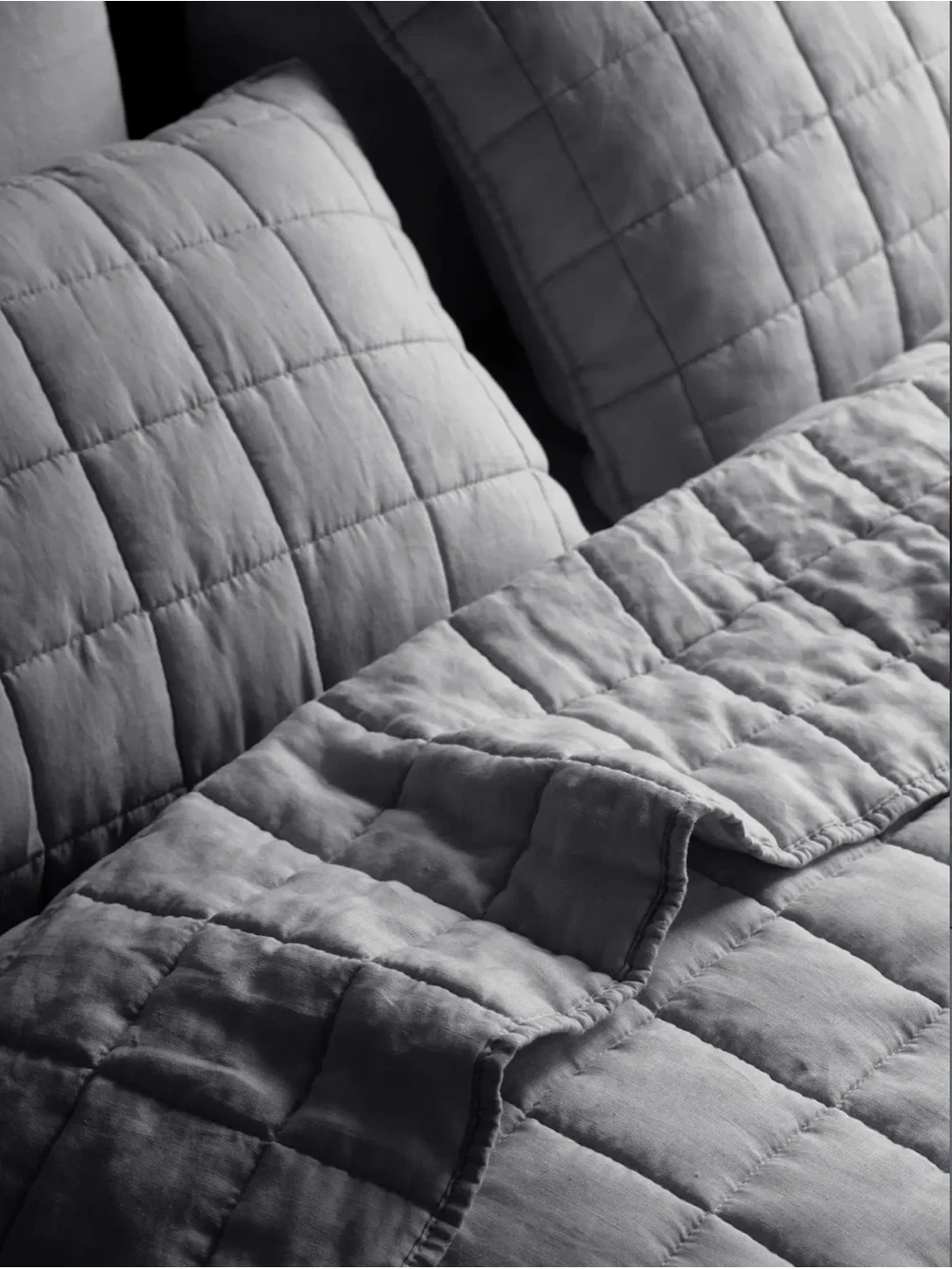 Quince 100% Linen Quilt and Shams